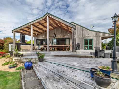 389 Tararua Road, Levin