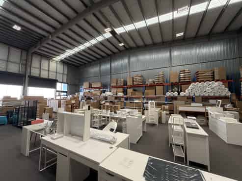 High stud warehouse with minimal office - 410sqm