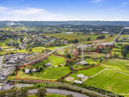7 Main Road, Kumeu