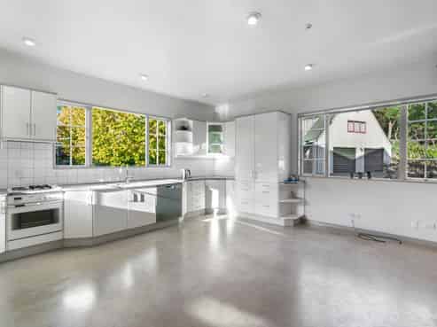 69 Valley Road, Waimauku
