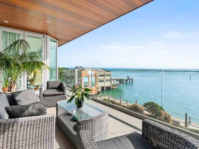 206/283 Wakefield Quay, Stepneyville