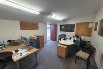 Tidy & Compact On Rimu