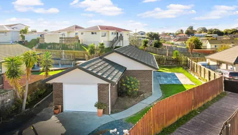 45 Robert Ross Place, Manurewa
