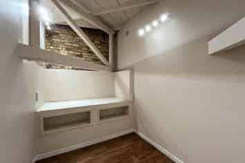 CHARACTER OFFICE / RETAIL ON JERVOIS
