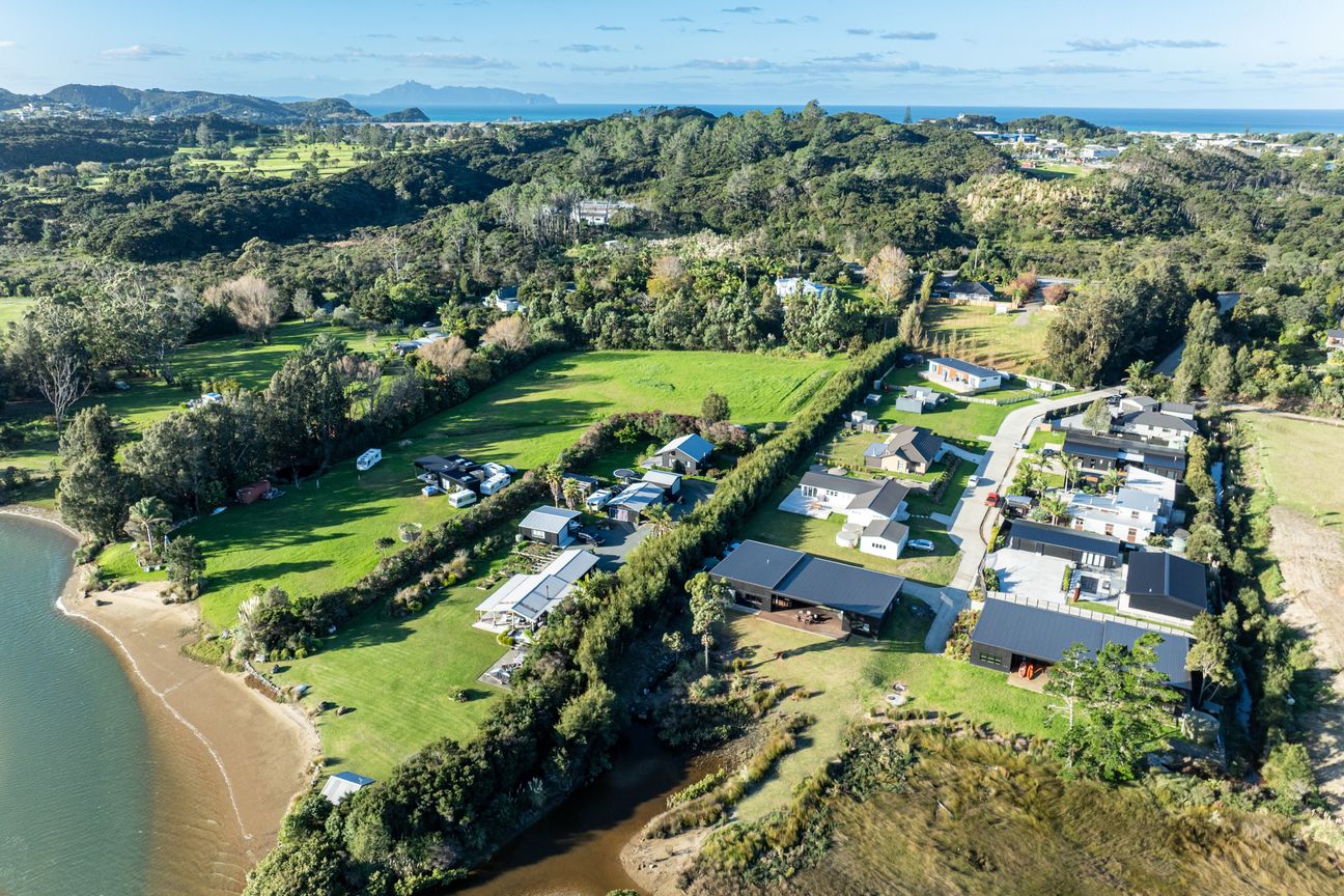 Waterfront Buying opportunity in Mangawhai Heads! - Ansicht 4