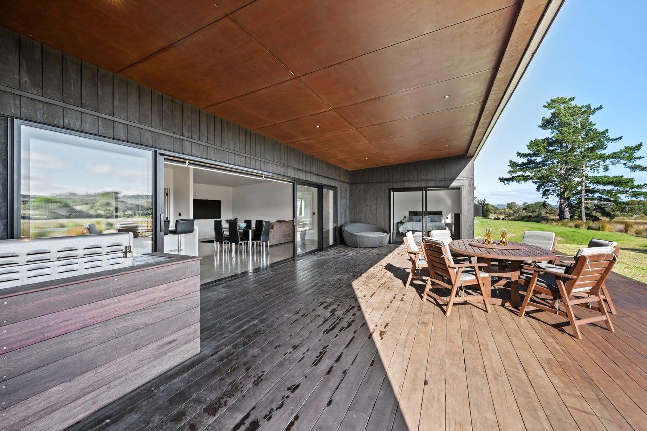 Waterfront Buying opportunity in Mangawhai Heads! - Mehr