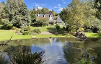 315 Homestead Road, Weston
