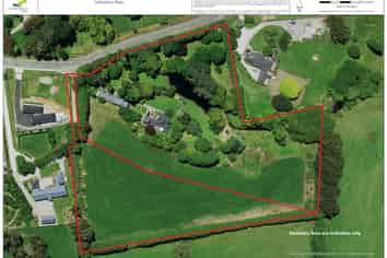 315 Homestead Road, Weston