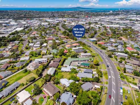 323 - 325 Wairau Road, Totara Vale
