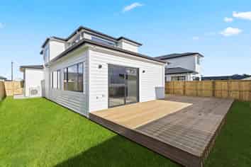 16 Gertrude Cole Road, Clarks Beach