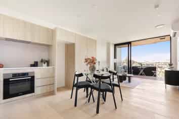 303/48 Esmonde Road, Takapuna
