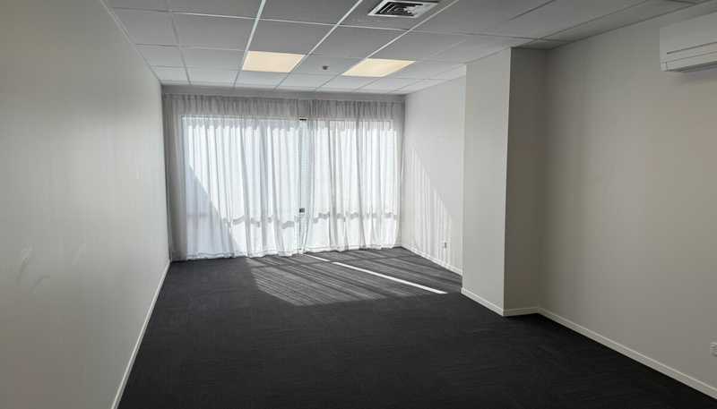 5F/10 Piermark Drive, Albany