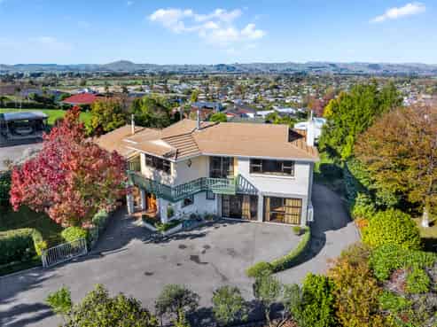 64 Manuka Street, Lansdowne