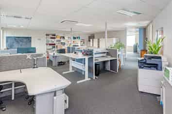 206 sqm Vacant Office