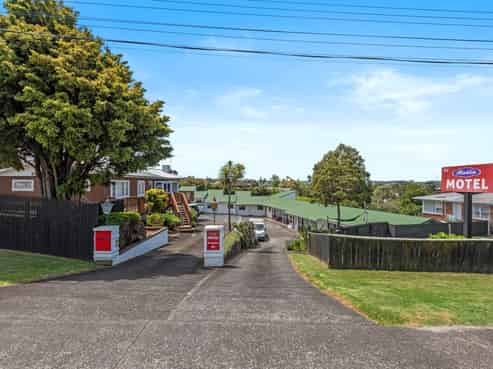 MOTEL HEADING TOWARDS RETIREMENT

