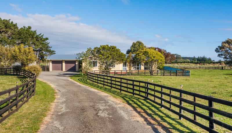 112 Avenue Road, Foxton