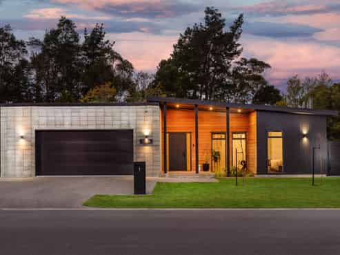 1 Matai Grove, Greytown