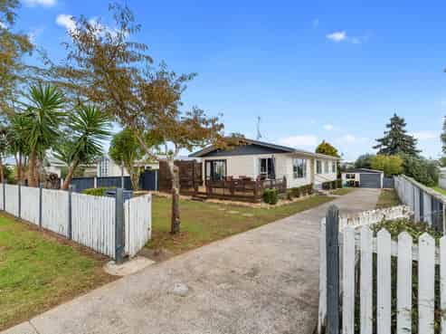 12 Carlton Street, Te Aroha