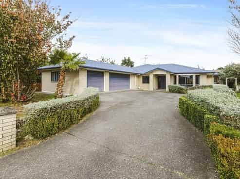 35 Parkhaven Drive, Rosehill