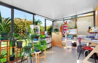 10/58a Molesworth, Taita