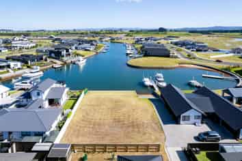 63 Stace Hopper Drive, One Tree Point