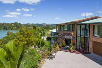 707 Waikino Road, KARETU