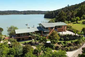 707 Waikino Road, KARETU