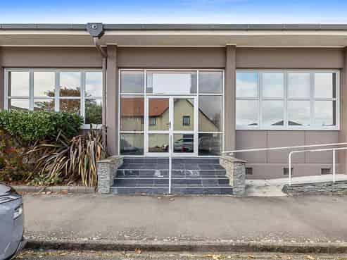 200m2 Office Space For Lease