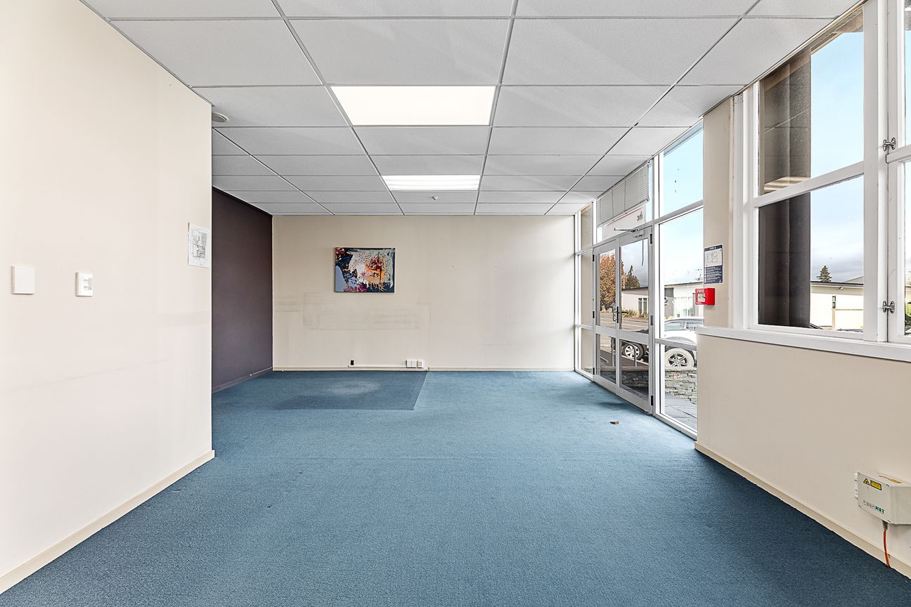 200 m² Office Space For Lease - Vista 4