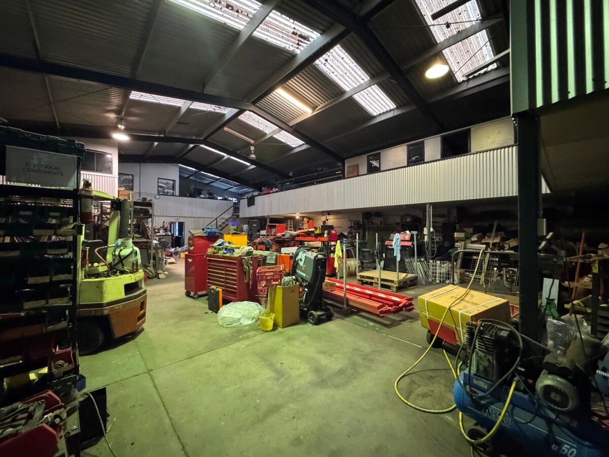 809sqm Industrial Space For Lease on Tremaine - Ansicht 3