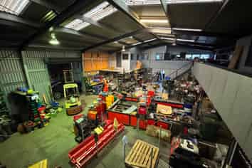 809sqm Industrial Space For Lease on Tremaine