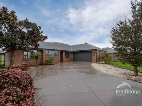 27 Ferdinand Terrace, Yaldhurst