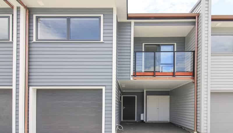 4/7 Grays Road, Plimmerton