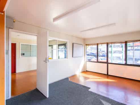 Bright, Affordable Birkenhead Office - 142 sqm 