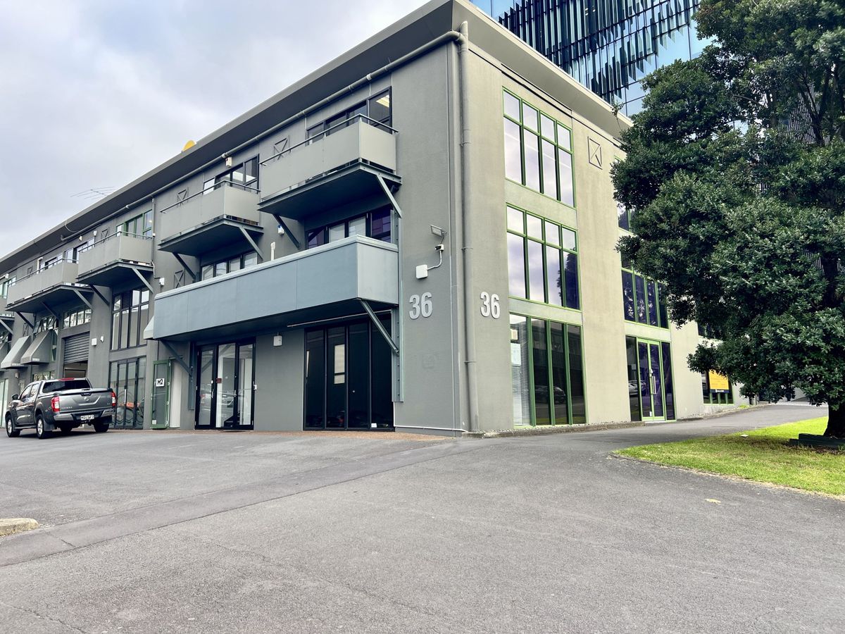 Corner Office by Vic Park – Affordable