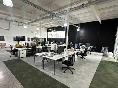 Fitted Kingsland Office