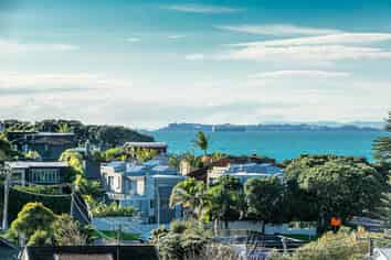 20 Penzance Road, Mairangi Bay
