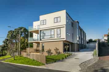 1/20 Penzance Road, Mairangi Bay