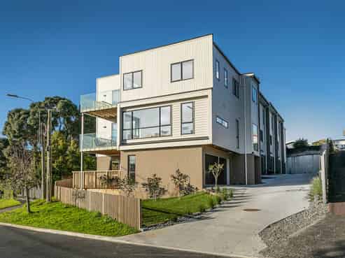 1/20 Penzance Road, Mairangi Bay