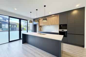 2/20 Penzance Road, Mairangi Bay
