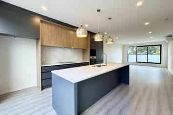3/20 Penzance Road, Mairangi Bay