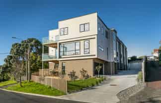 5/20 Penzance Road, Mairangi Bay