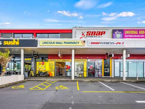 Lincoln North Centre retail investment