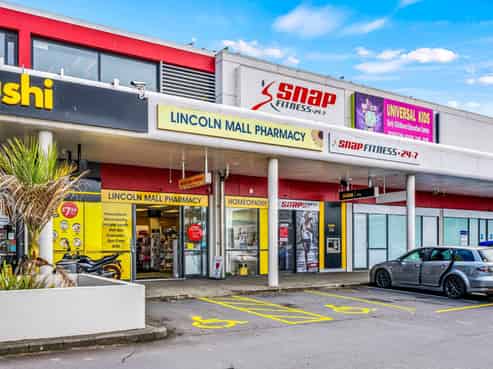 Lincoln North Centre retail investment