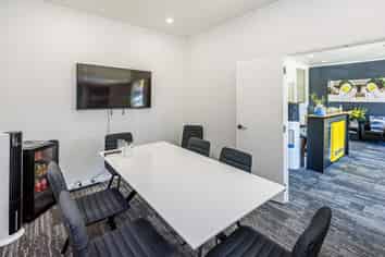Hands Up - Commercial Owner/Occupiers