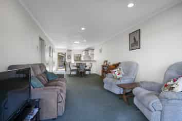 14/41 Manchester Way, Judea