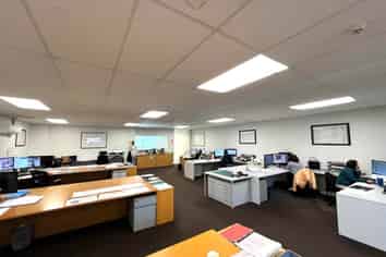 WAREHOUSE/OFFICE WITH ROLLER DOOR
