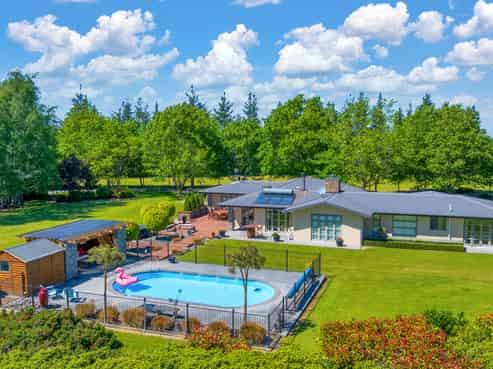 900 Loburn Whiterock Road, Loburn