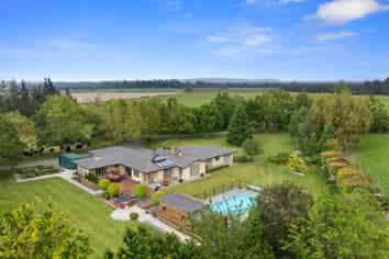 900 Loburn Whiterock Road, Loburn