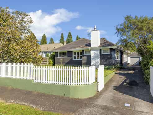 29 Plympton Street, Brooklands